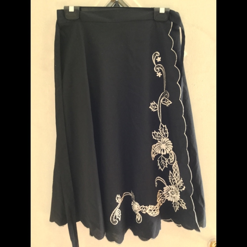 Polyester /Cotton  blend wrap skirt